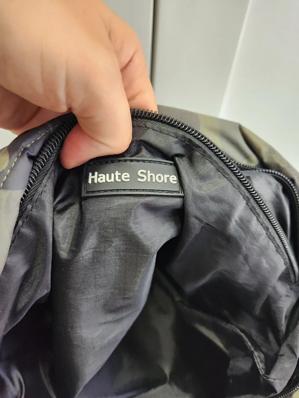 Haute Shore Nylon puffer tote bag camo